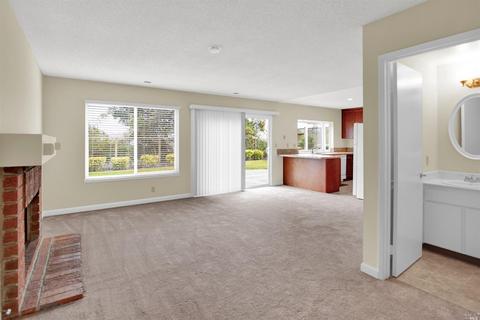 450 Bluebell Pl, Vallejo, CA 94591 photo 6