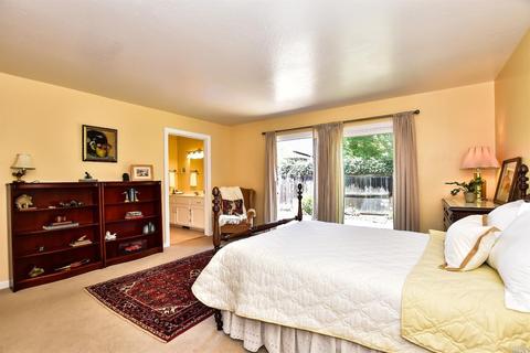174 E Macarthur St, Sonoma, CA 95476 photo 15