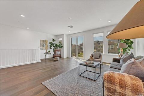 626 Jade St, Petaluma, CA 94952 photo 12