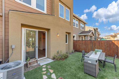 626 Jade St, Petaluma, CA 94952 photo 46