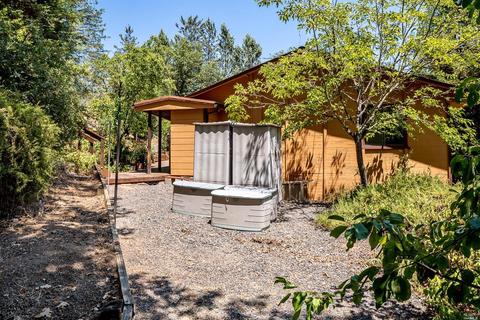305 Crestview Dr, Ukiah, CA 95482 photo 25