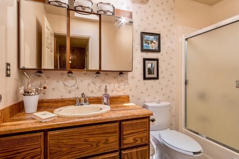 305 Crestview Dr, Ukiah, CA 95482 photo 13