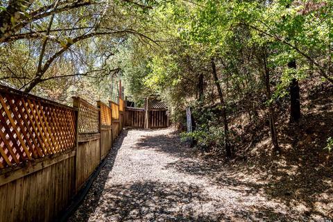 305 Crestview Dr, Ukiah, CA 95482 photo 27