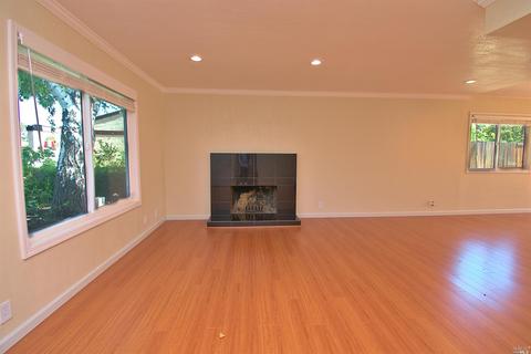 973 Elliott Dr, Vallejo, CA 94589 photo 5