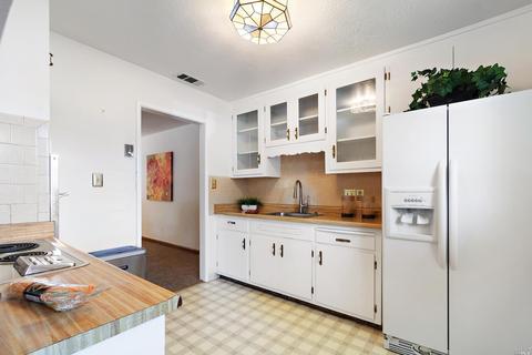 360 Cottonwood Dr, Vallejo, CA 94591 photo 13