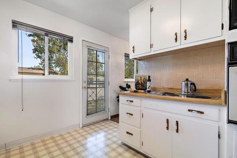 360 Cottonwood Dr, Vallejo, CA 94591 photo 12