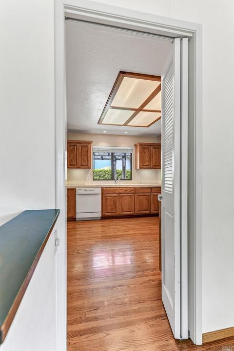 3326 Sunview Dr, Napa, CA 94558 photo 16