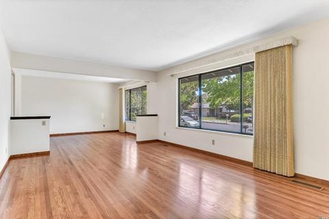 3326 Sunview Dr, Napa, CA 94558 photo 10