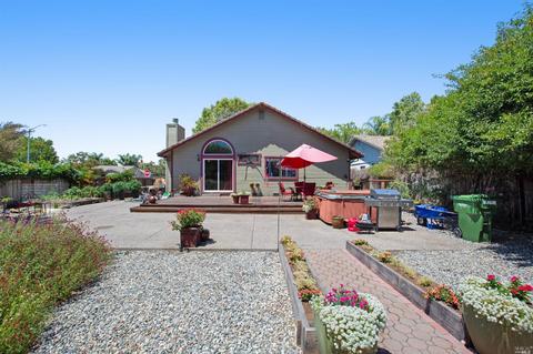 2102 Willow Dr, Petaluma, CA 94954 photo 24