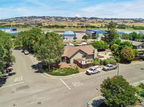 2102 Willow Dr, Petaluma, CA 94954 photo 3