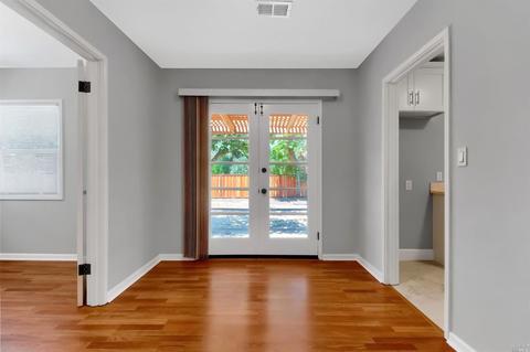 136 Foster St, Vallejo, CA 94591 photo 6