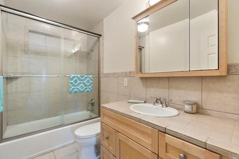 406 Elder St, Vacaville, CA 95688 photo 12