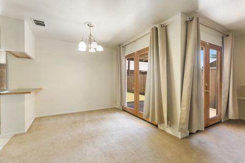 406 Elder St, Vacaville, CA 95688 photo 6