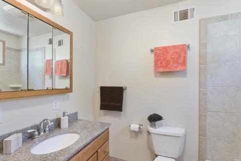 406 Elder St, Vacaville, CA 95688 photo 16