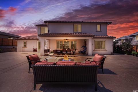 793 Elderberry Loop, Vacaville, CA 95688 photo 2