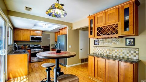 370 Edgewood Dr, Vacaville, CA 95688 photo 19