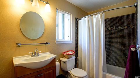 370 Edgewood Dr, Vacaville, CA 95688 photo 34