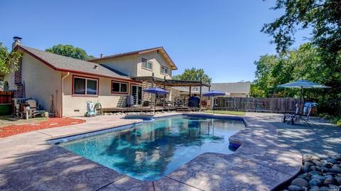 370 Edgewood Dr, Vacaville, CA 95688 photo 8