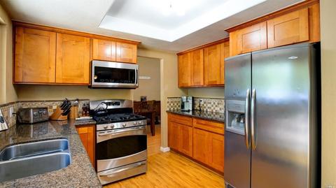 370 Edgewood Dr, Vacaville, CA 95688 photo 16
