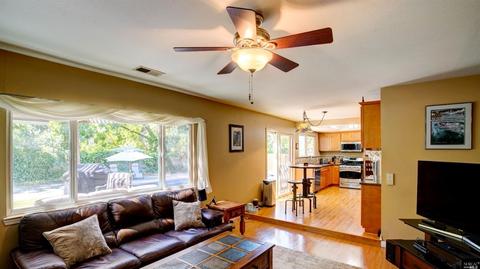370 Edgewood Dr, Vacaville, CA 95688 photo 22