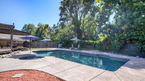 370 Edgewood Dr, Vacaville, CA 95688 photo 5