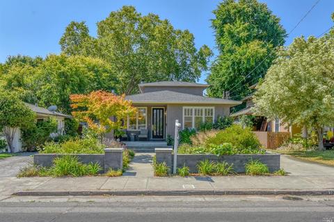 1949 Laurel St, Napa, CA 94559 photo 1
