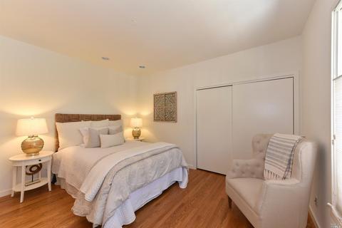1949 Laurel St, Napa, CA 94559 photo 24