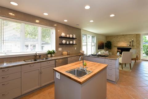 1949 Laurel St, Napa, CA 94559 photo 7