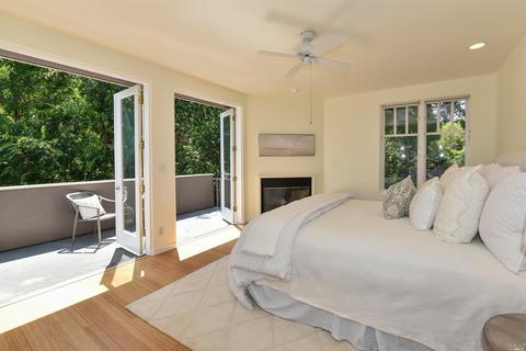 1949 Laurel St, Napa, CA 94559 photo 18
