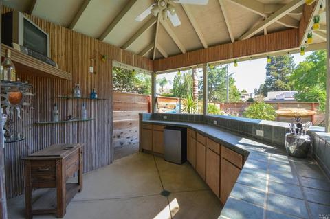 335 Holly Ct, Dixon, CA 95620 photo 41