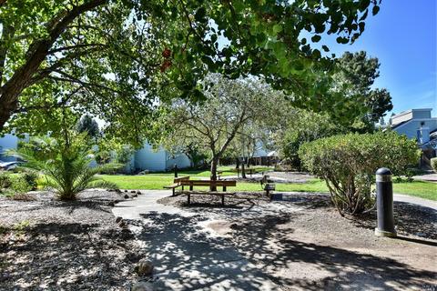 116 Courtyards E, Windsor, CA 95492 photo 15