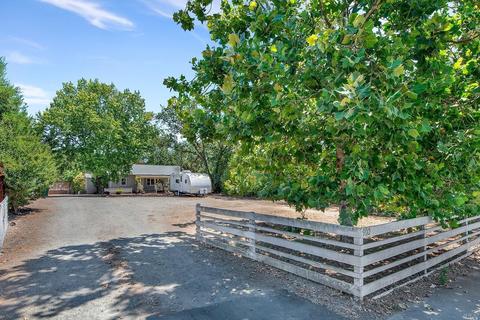 9110 Starr Rd, Windsor, CA 95492 photo 1