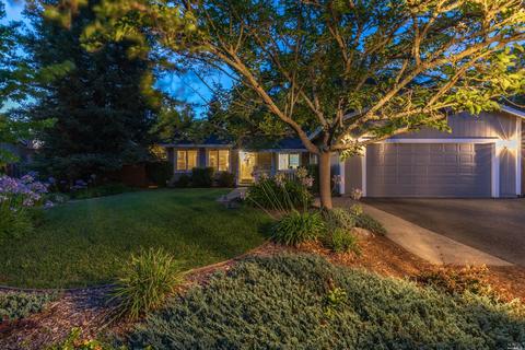 123 Barrio Way, Windsor, CA 95492 photo 1