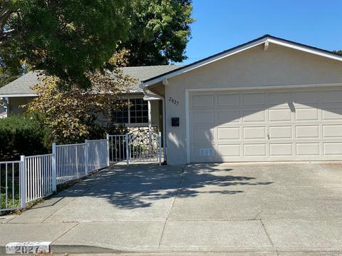 2027 Thrush Way, Fairfield, CA 94533 photo 3
