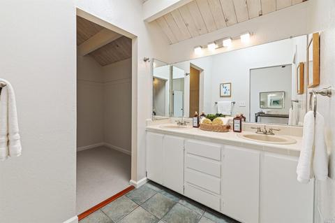 386 Carrera Dr, Mill Valley, CA 94941 photo 26