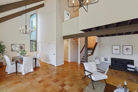 386 Carrera Dr, Mill Valley, CA 94941 photo 13