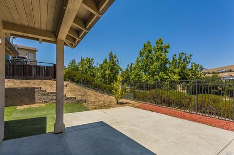 8384 Bennington Ct, Vallejo, CA 94591 photo 6
