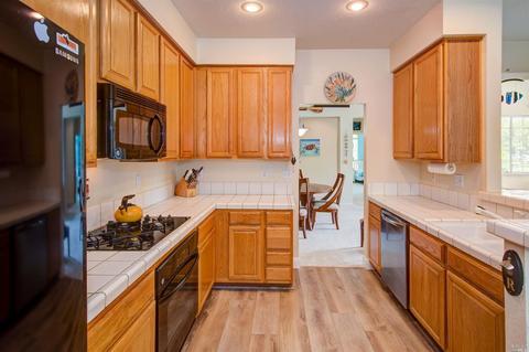 701 Emerald Bay Dr, Fairfield, CA 94534 photo 9