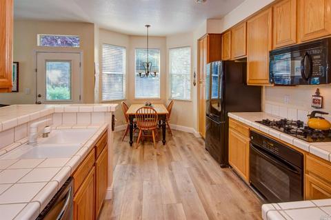 701 Emerald Bay Dr, Fairfield, CA 94534 photo 8