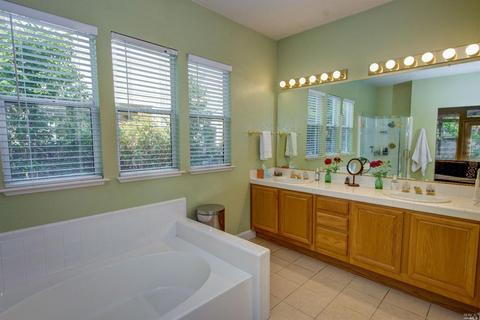 701 Emerald Bay Dr, Fairfield, CA 94534 photo 15