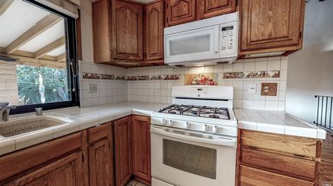 1737 E Madison St, Petaluma, CA 94954 photo 11