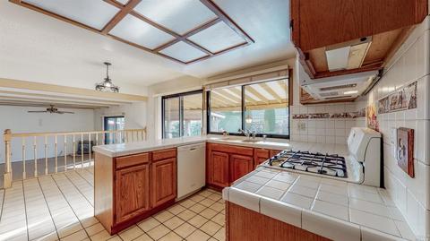 1737 E Madison St, Petaluma, CA 94954 photo 8