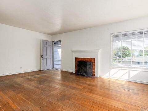 227 Fleming Ave, Vallejo, CA 94590 photo 5
