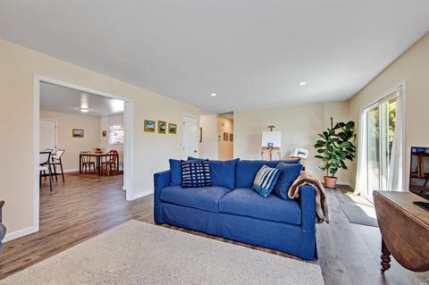 401 Michael Pl, Sebastopol, CA 95472 photo 13