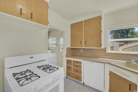 221 Greenfield Ave, Vallejo, CA 94590 photo 19
