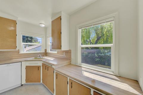 221 Greenfield Ave, Vallejo, CA 94590 photo 18