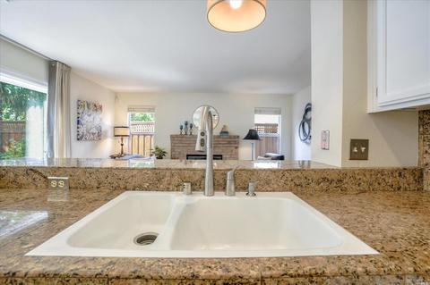 8407 Planetree Dr, Windsor, CA 95492 photo 11