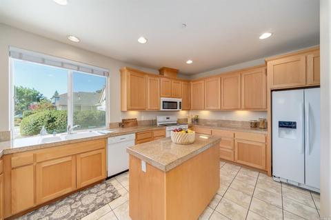 7970-7974 Creekside Dr, Windsor, CA 95492 photo 8