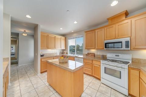 7970-7974 Creekside Dr, Windsor, CA 95492 photo 7