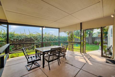 215 Deodara St, Vacaville, CA 95688 photo 42